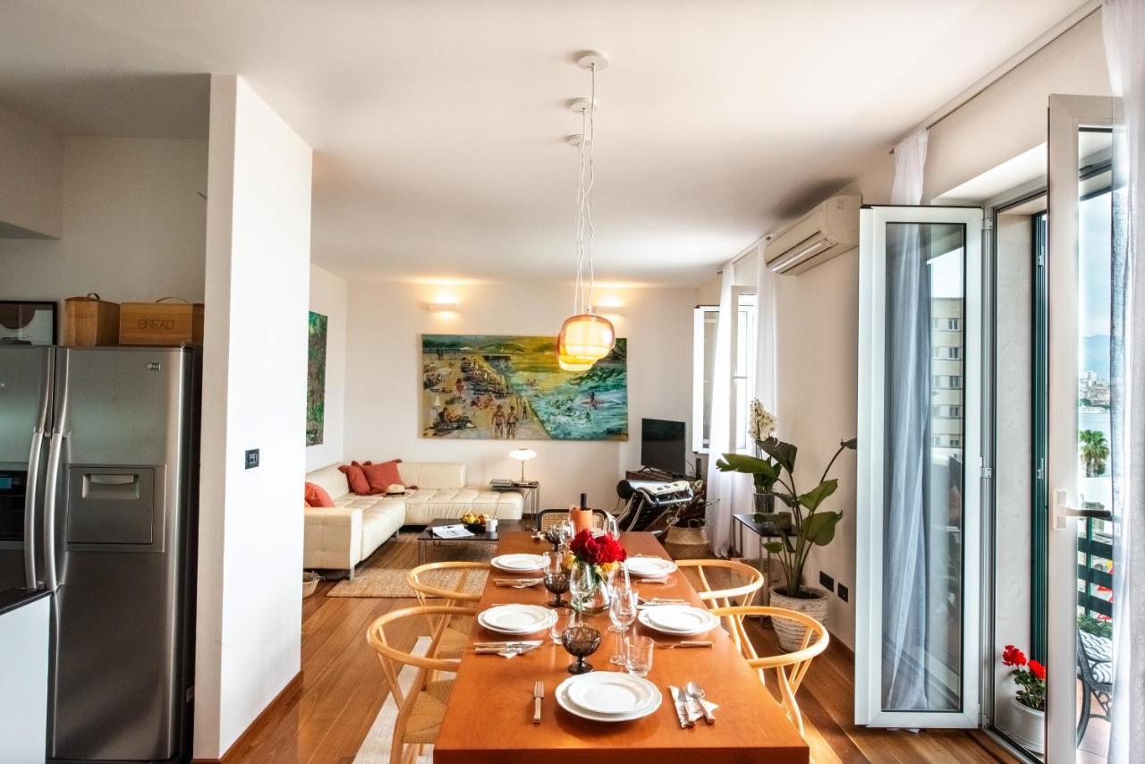 Airy Seafront 1920S Apartment Split Exterior photo